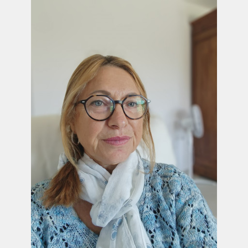 Annie Perrino